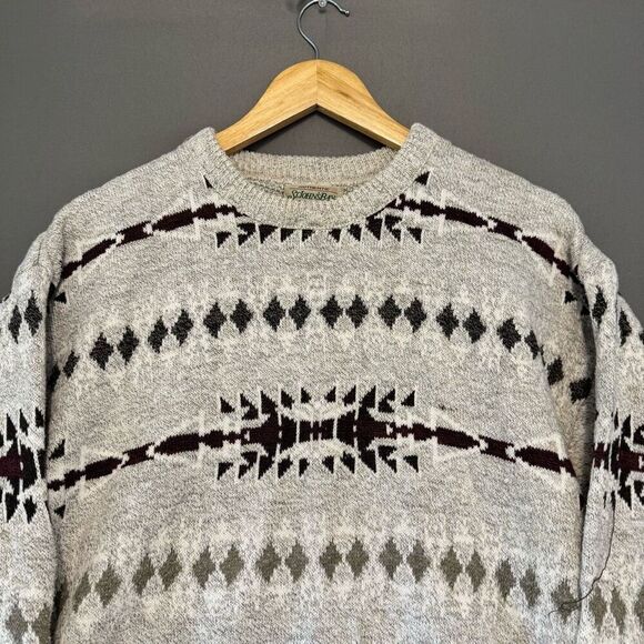 St John’s Bay Men’s Vintage Sweater Size Medium Acrylic Blend - Picture 2 of 11